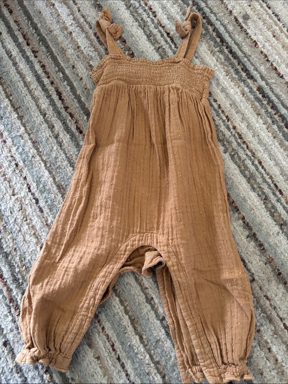 Old Navy Bodysuit 12-18 Months